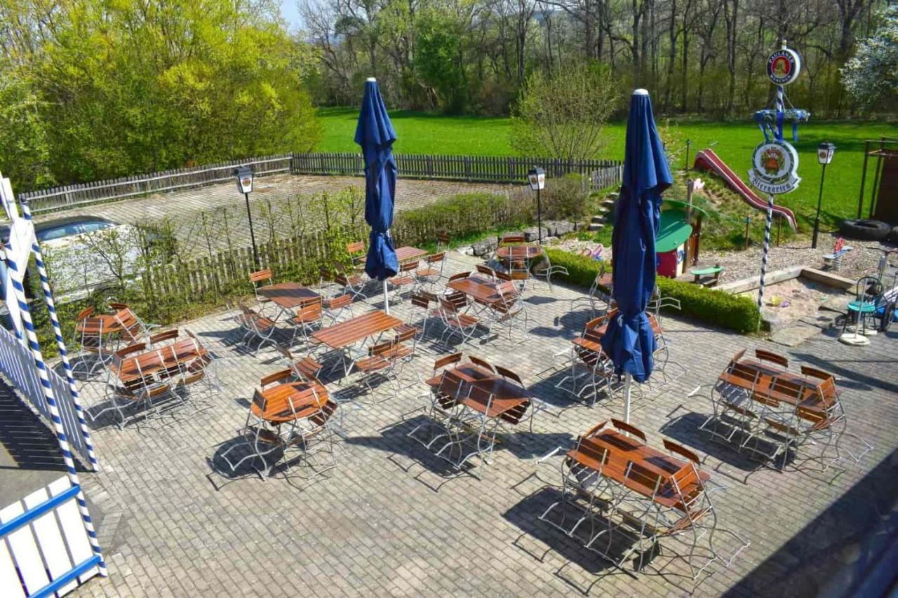Hotel Und Restaurant Nehrener Hof Exterior photo
